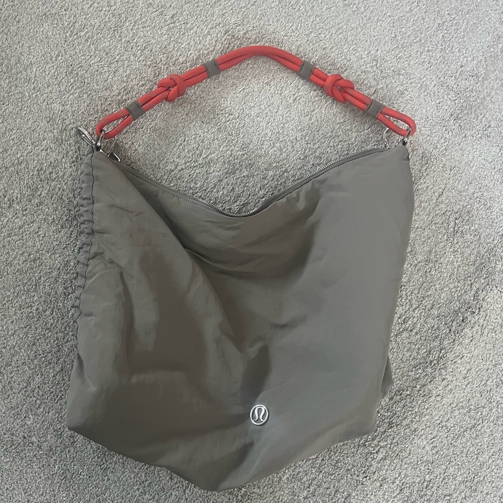 lululemon convertible ruched crossbody bag large 16L